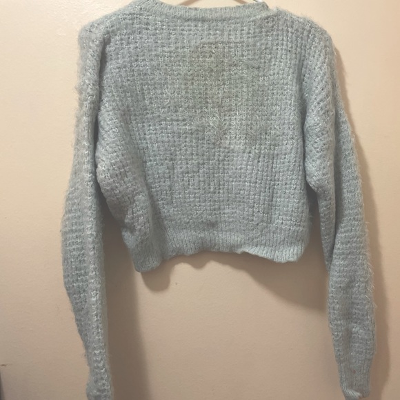 Cute cropped Charlotte rouse sweater. - Picture 4 of 4
